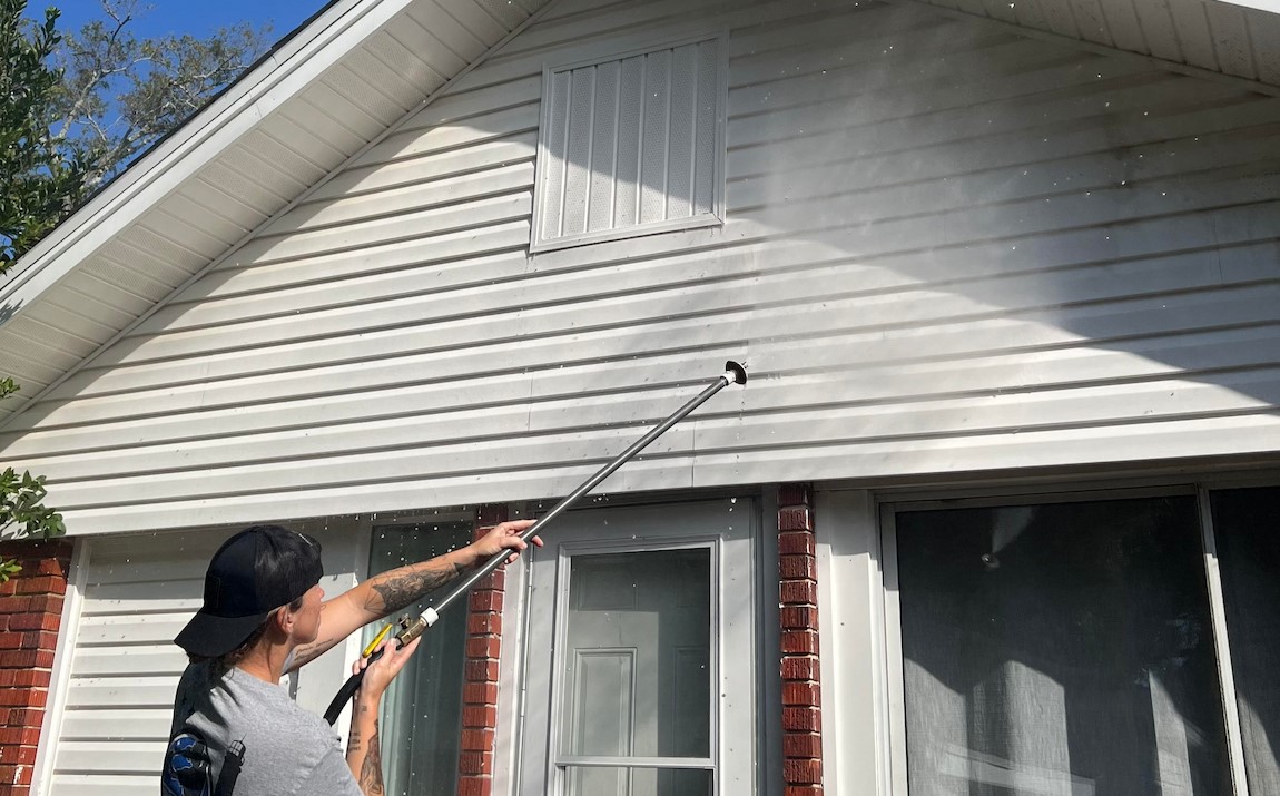 Home siding with soft wash