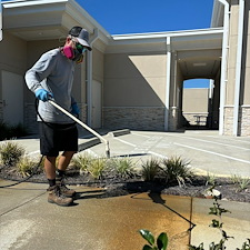 Commercial-Pressure-Washing-Services-in-Gulf-Breeze-Florida 4