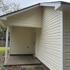 Pro-Level-Soft-Wash-Vinyl-Siding-in-Cantonment-Florida 0