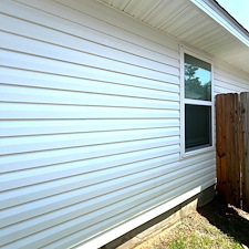 Vinyl-Siding-Cleaning-in-Pace-Florida 0